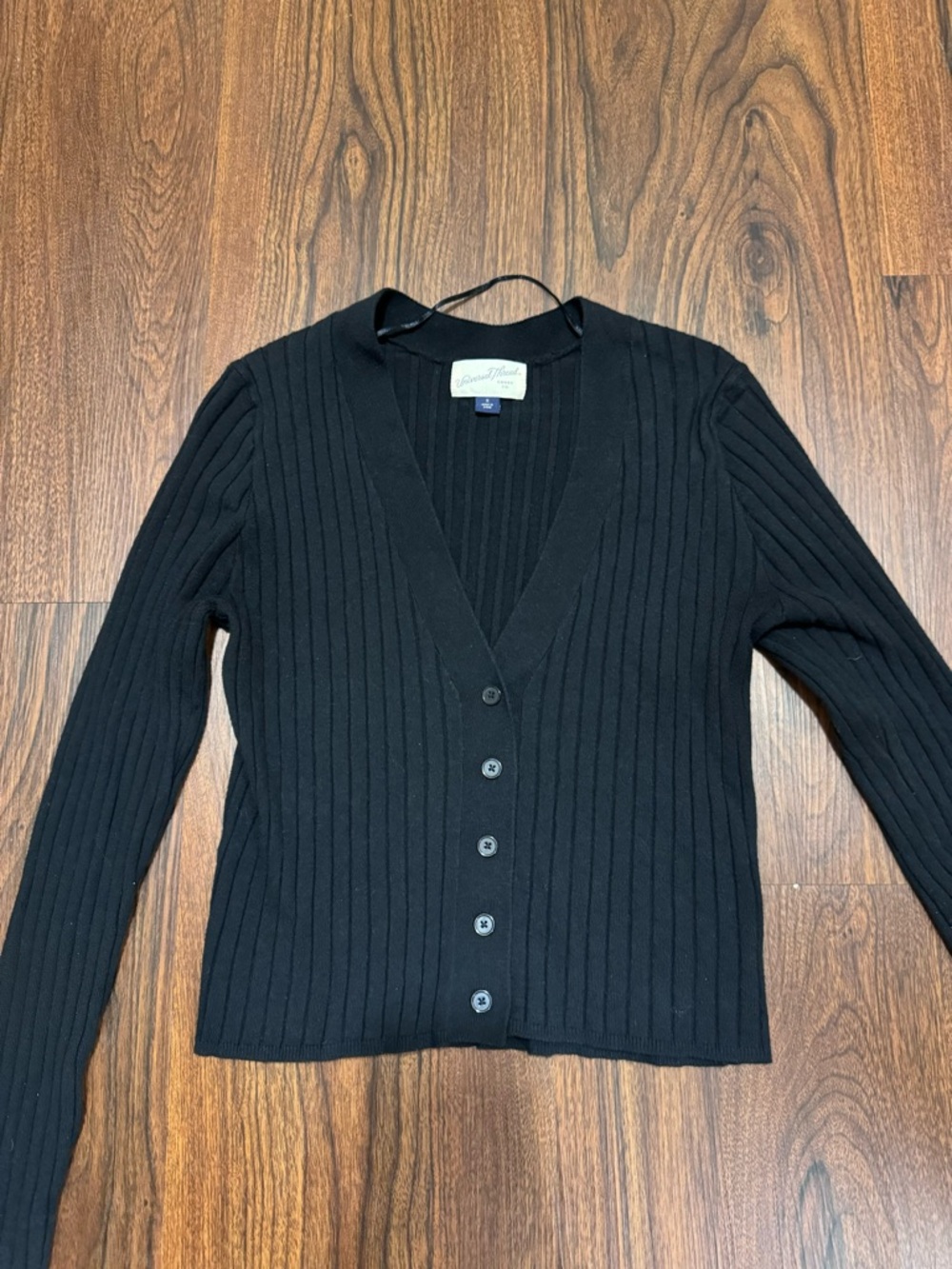 Universal Thread Black Ribbed V-Neck Button Cardigan - Picture 2 of 4